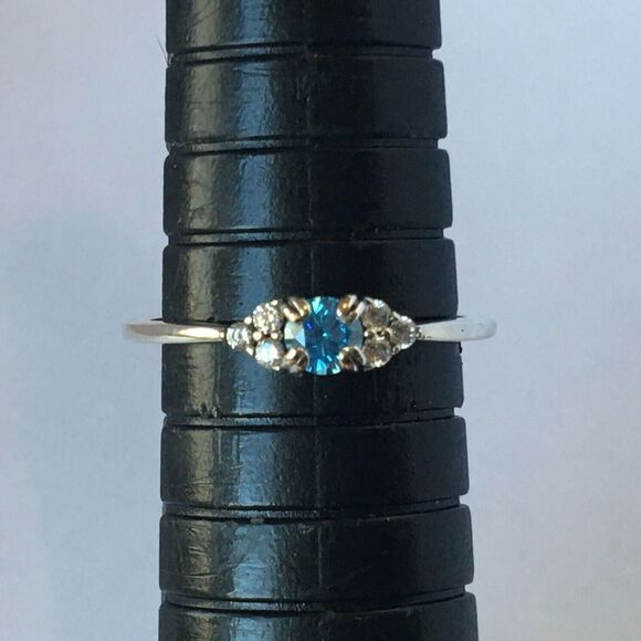 Sterling Silver Promise Ring Simulated Blue Topaz Cubic Zirconia Size 6.75 - Picture 7 of 16